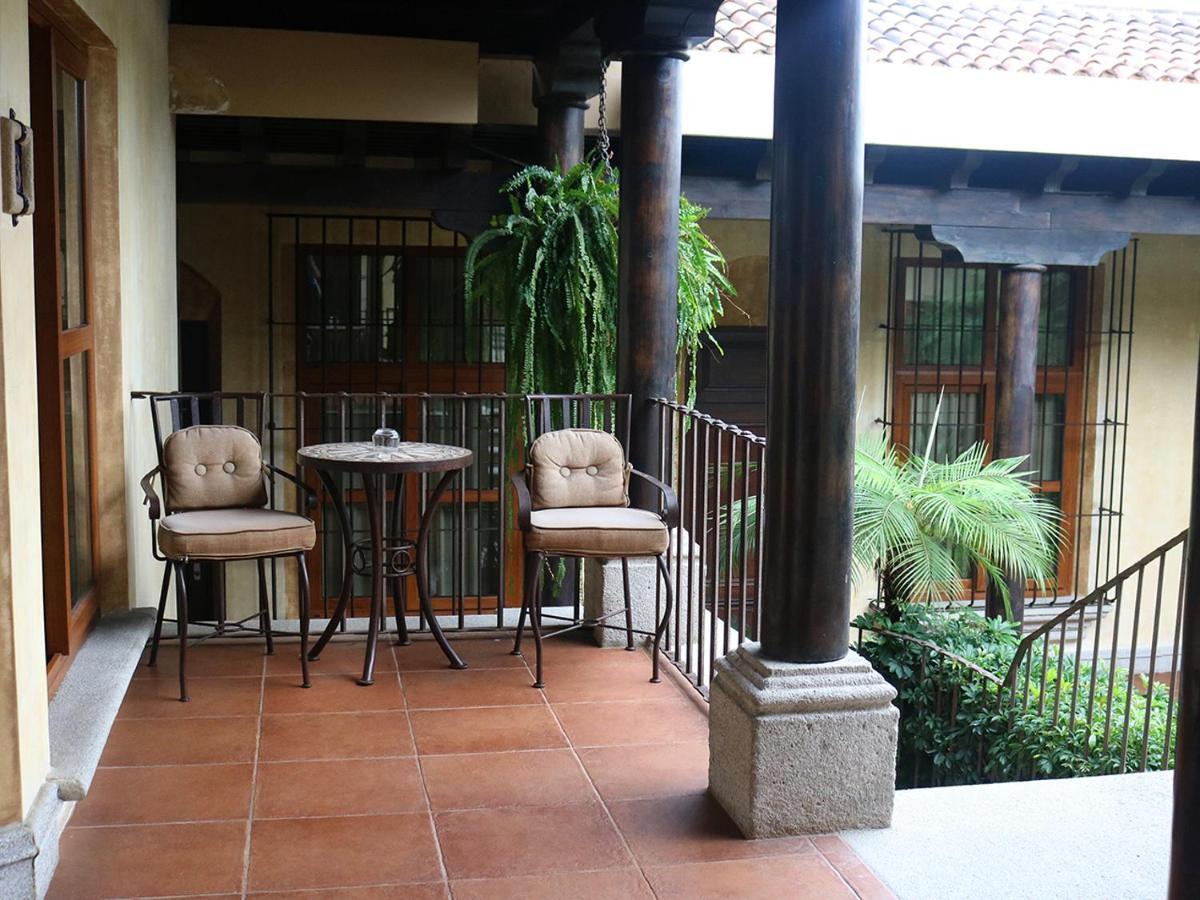 Camino Real Antigua Hotel Exterior photo