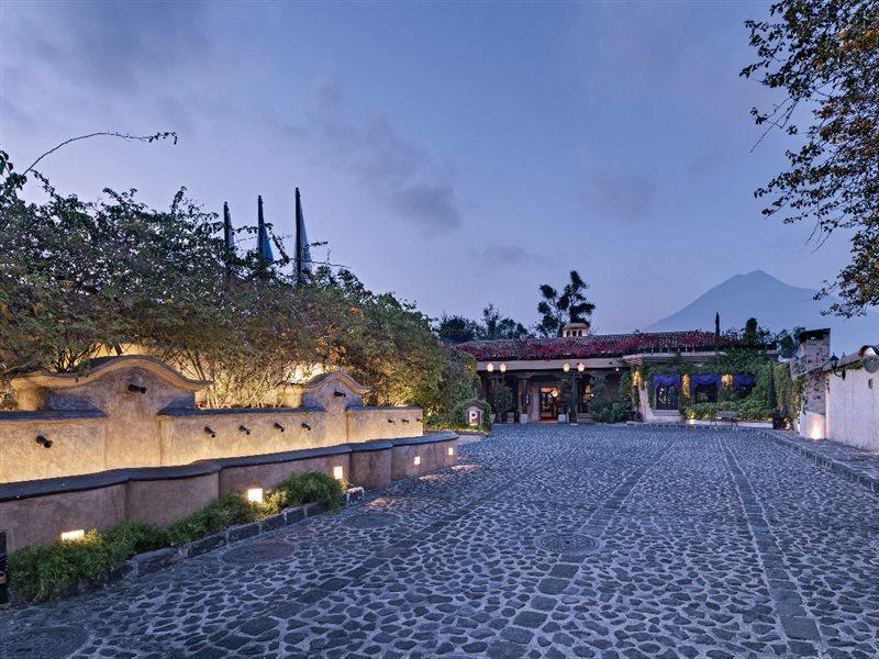 Camino Real Antigua Hotel Exterior photo