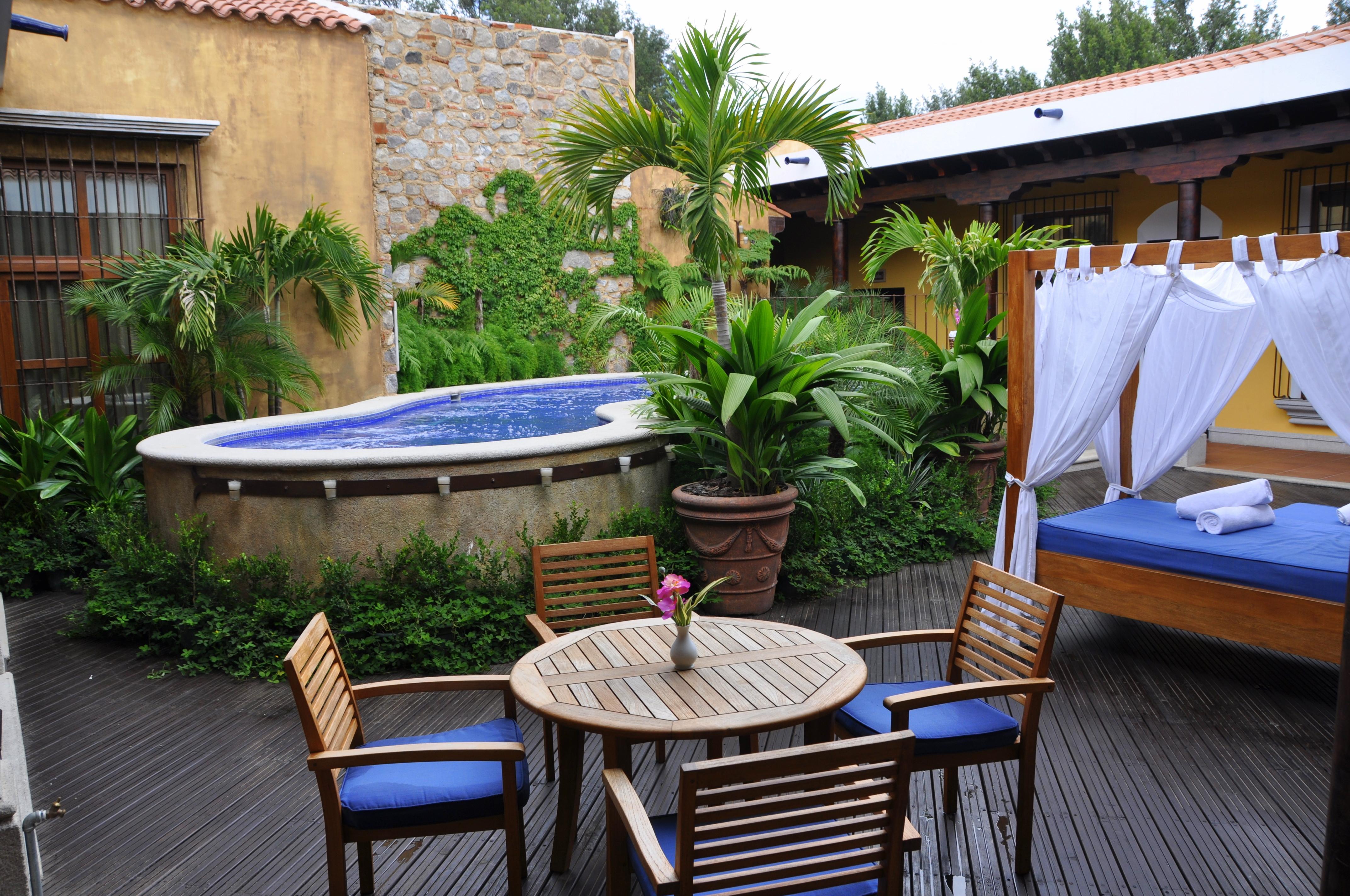 Camino Real Antigua Hotel Exterior photo