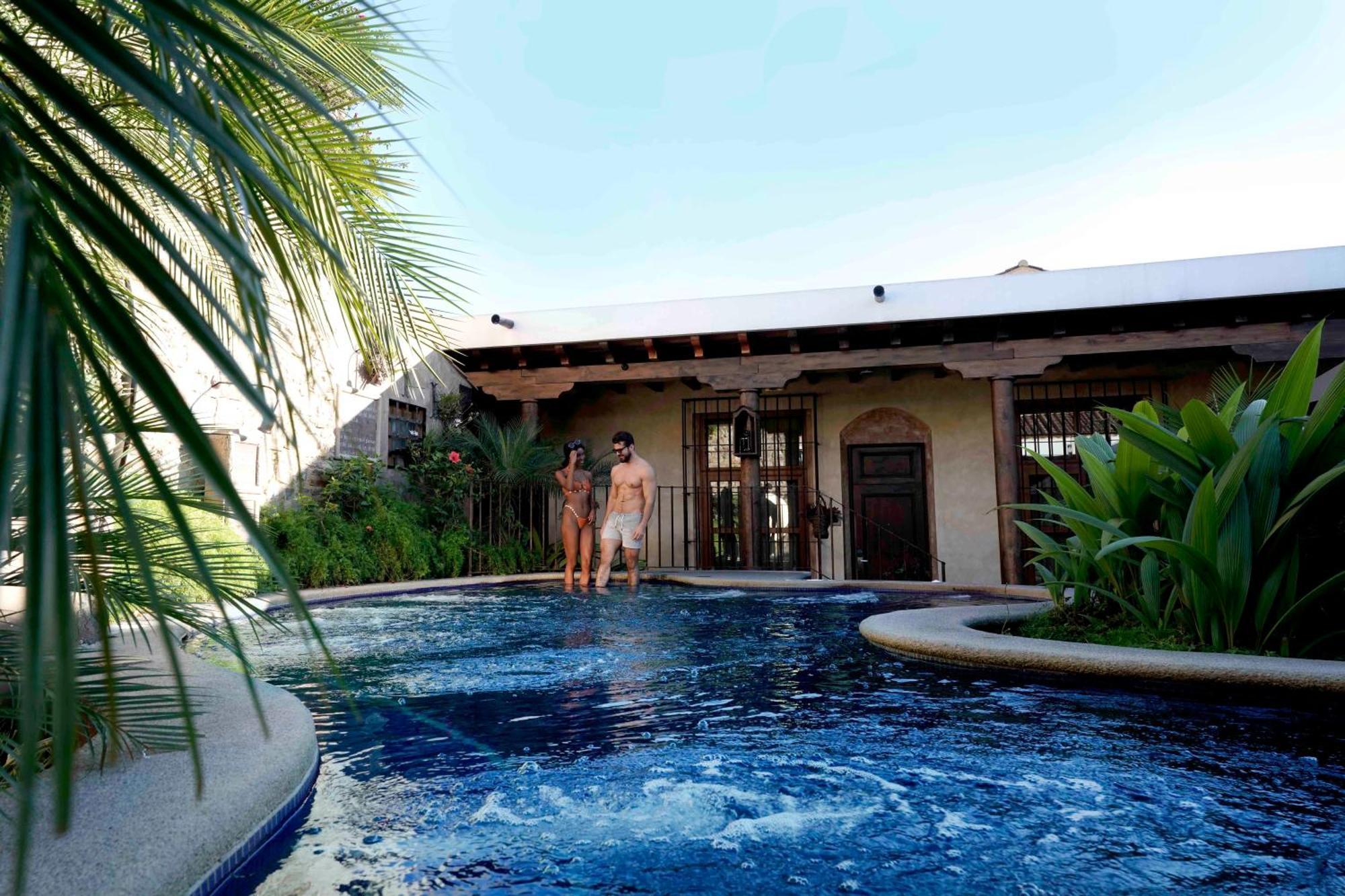 Camino Real Antigua Hotel Exterior photo