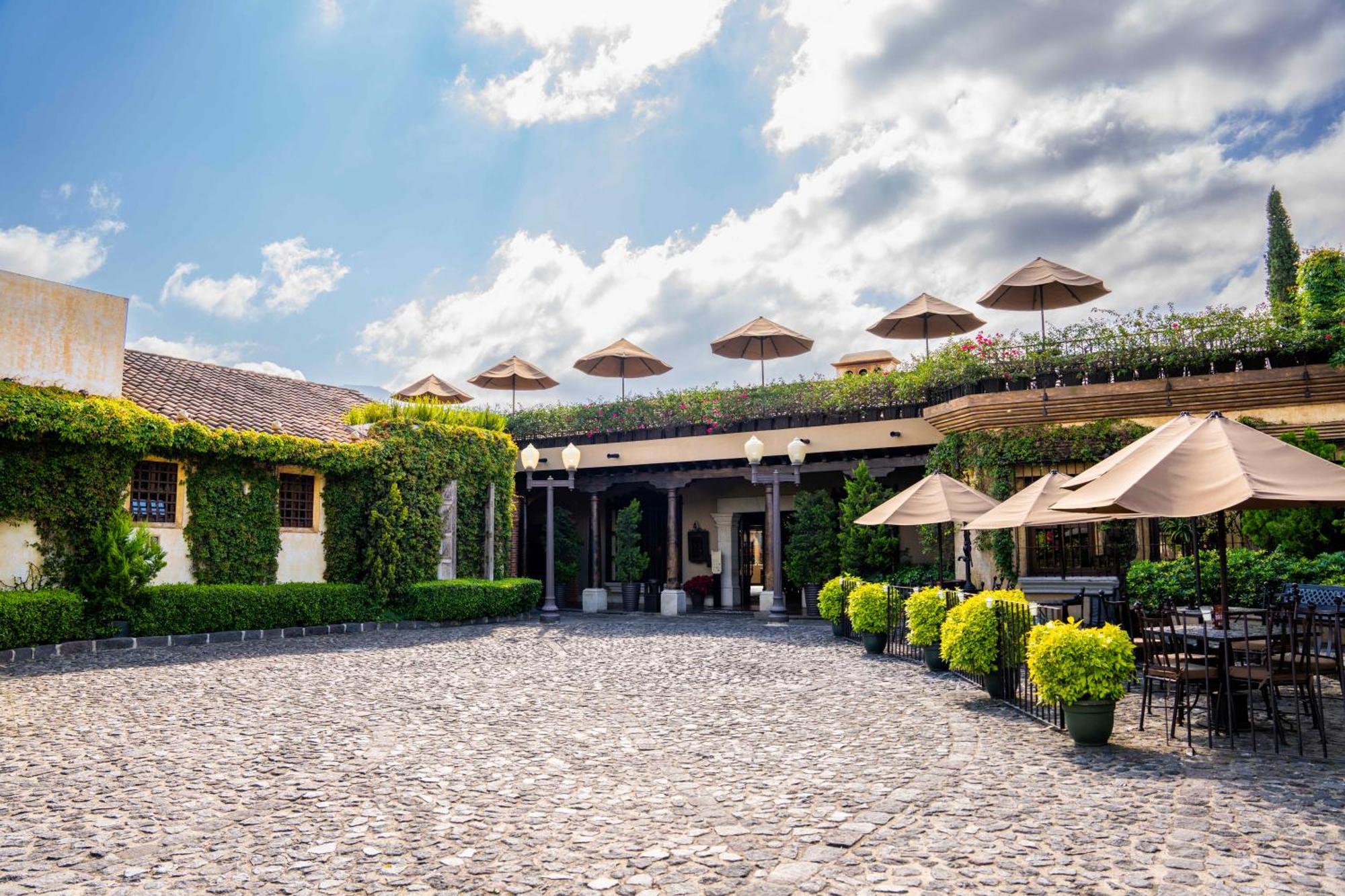 Camino Real Antigua Hotel Exterior photo
